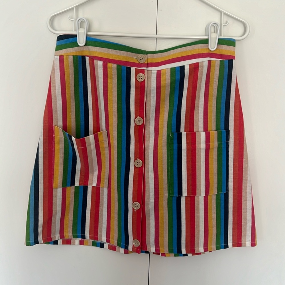 Sweet Rain Rainbow Mini Skirt. Size L.
